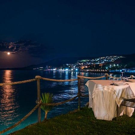 Hotel Lido Degli Scogli Crotone Exterior foto